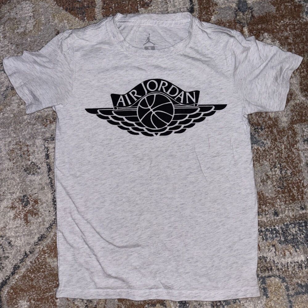 Kids Jordon Tshirt Size Small 8-10